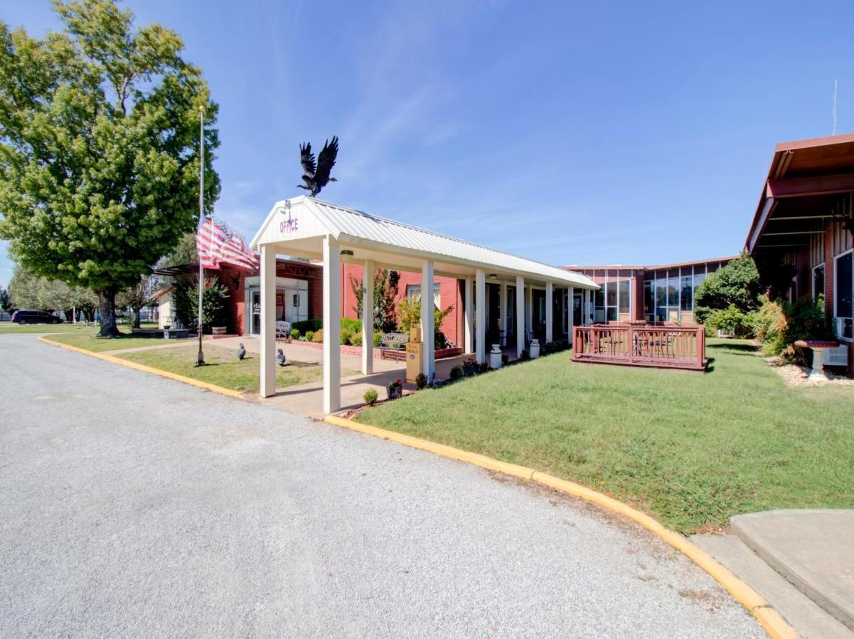 Oyo Hotel Drumright I-44 Ok Exterior photo